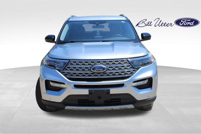 Used 2024 Ford Explorer Limited w/ Limited Technology Package RWD image 2