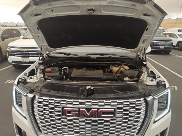 Used 2022 GMC Yukon Denali w/ Max Trailering Package AWD/4WD image 12