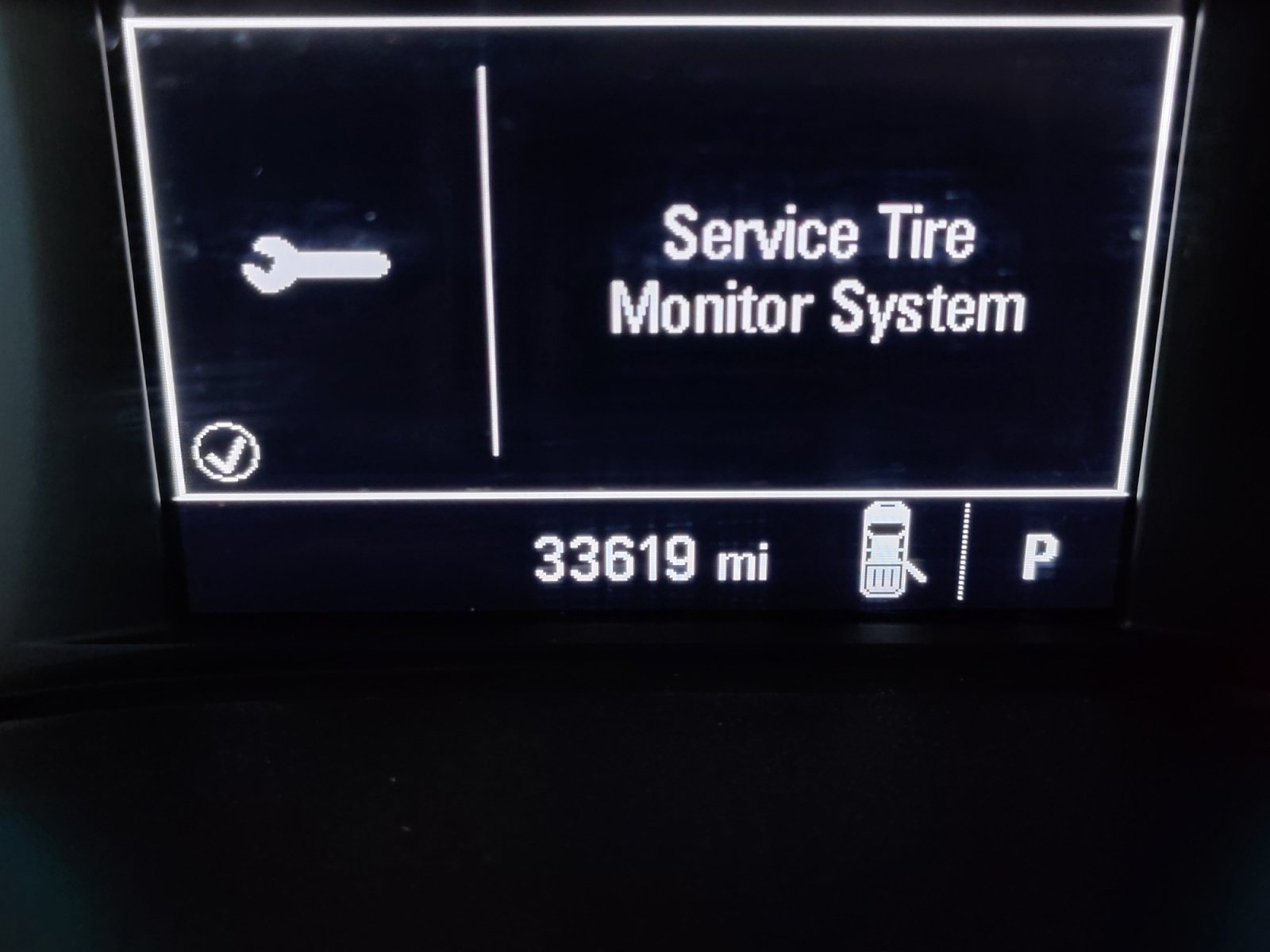 Used 2021 Chevrolet Colorado W/T w/ WT Convenience Package RWD image 2