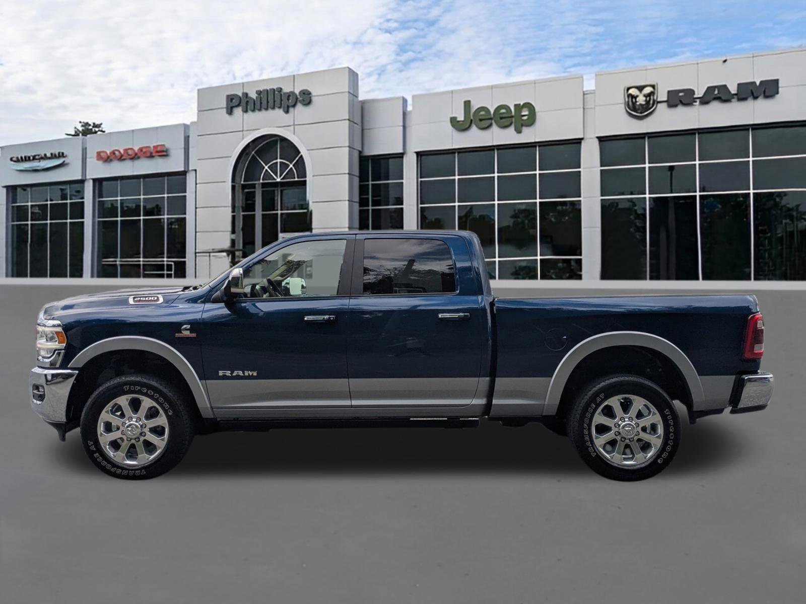 Used 2019 RAM 2500 Laramie AWD/4WD image 6