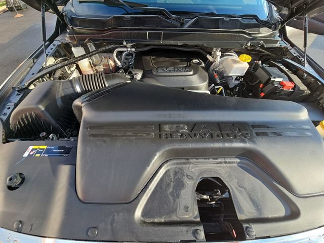 Used 2025 RAM 2500 Big Horn AWD/4WD image 32