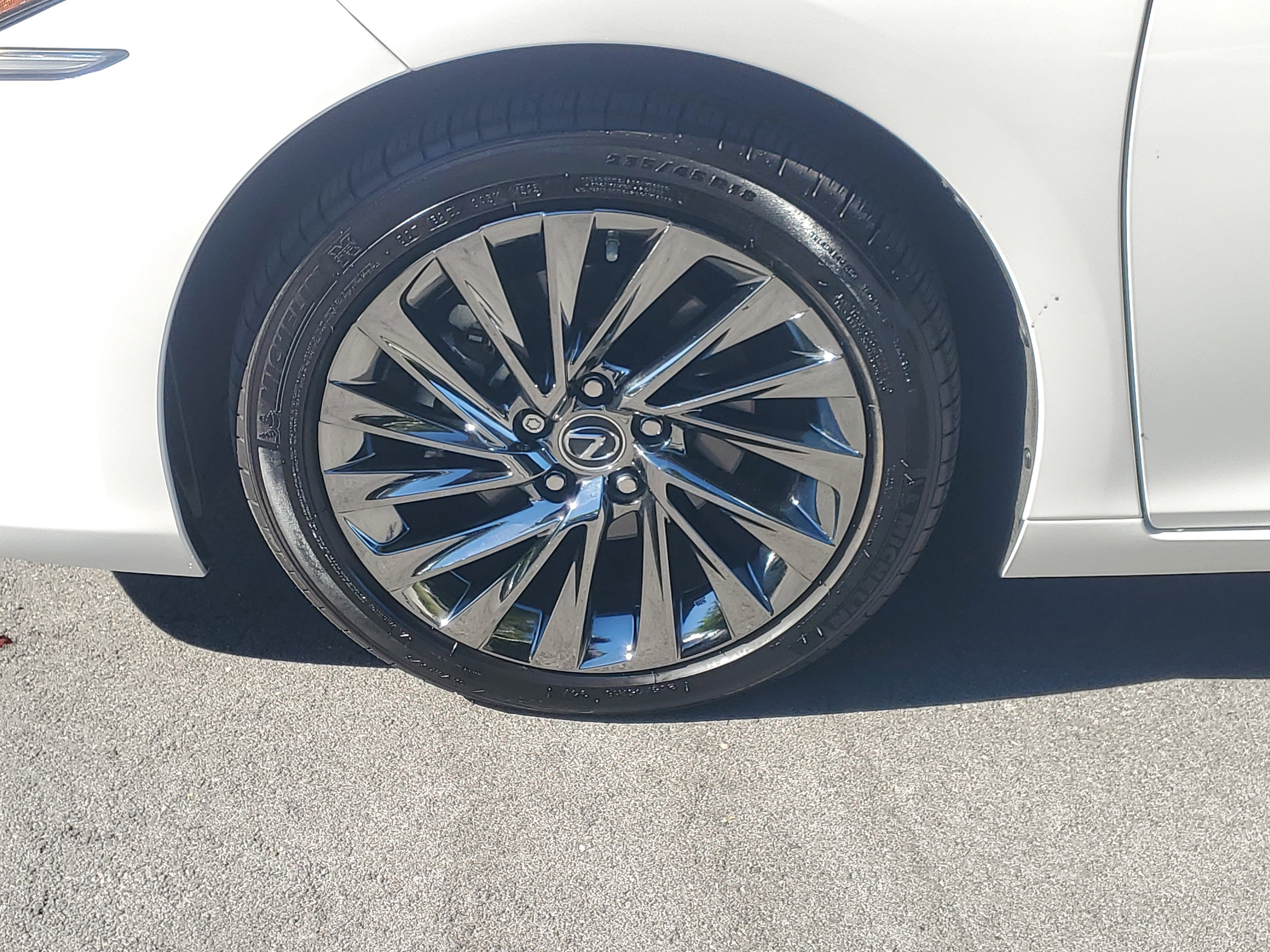 Certified 2024 Lexus ES 350 Ultra Luxury image 4