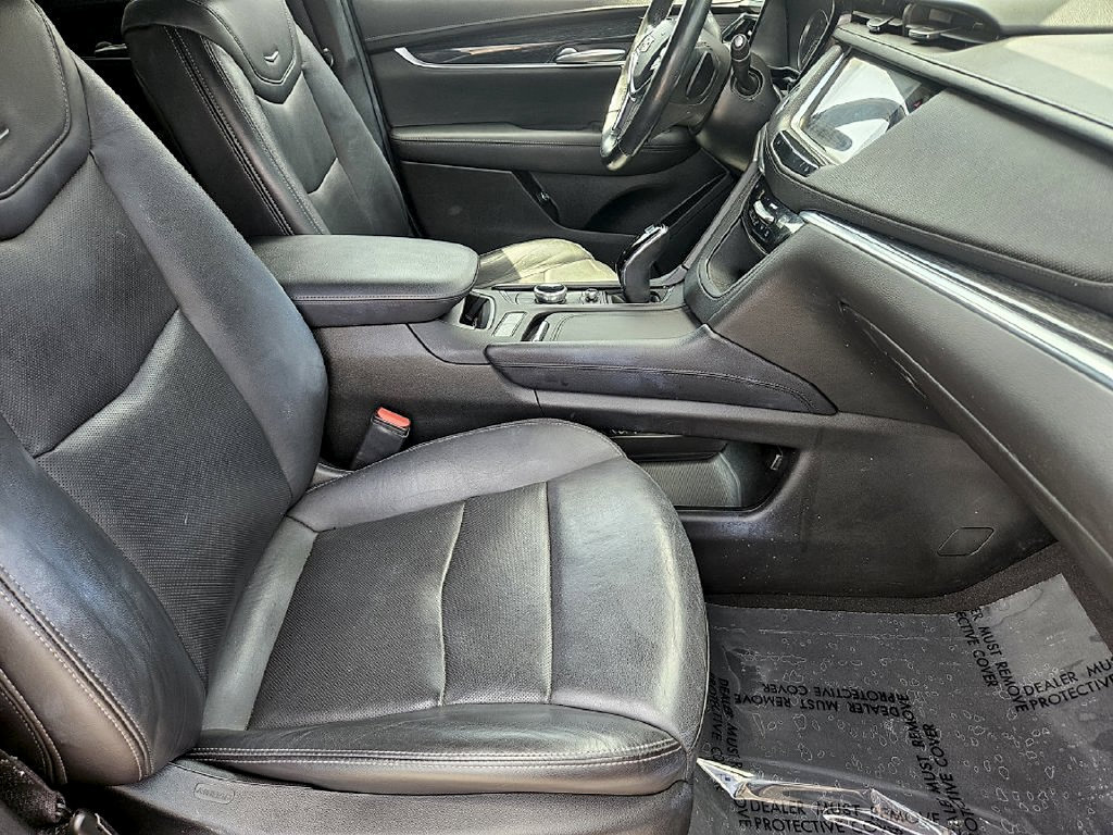 Used 2023 Cadillac XT5 Premium Luxury FWD image 15