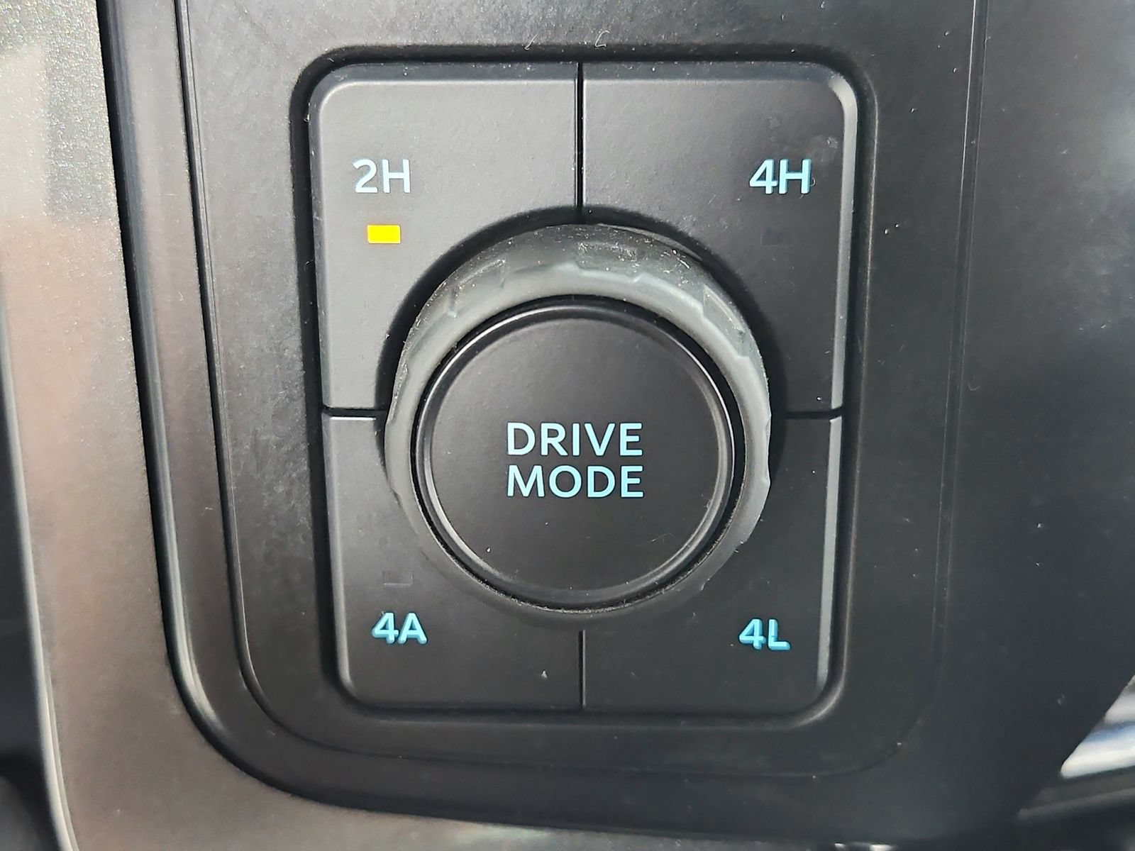 Used 2023 Ford F150 Lariat w/ Equipment Group 502A High AWD/4WD image 30