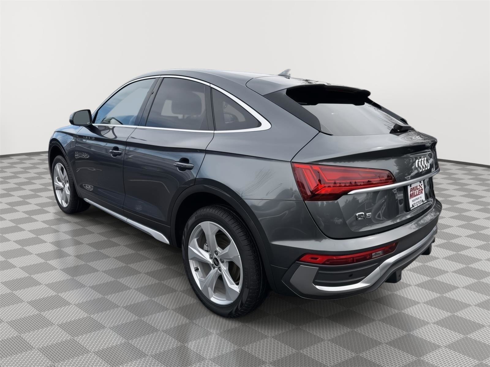 Used 2025 Audi Q5 2.0T Premium image 4