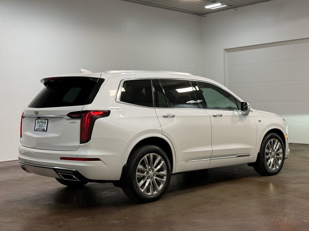Used 2023 Cadillac XT6 Premium Luxury image 24