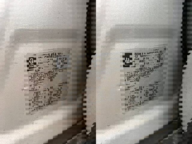 Used 2020 Chevrolet Trax LT w/ Sun & Sound Package image 6