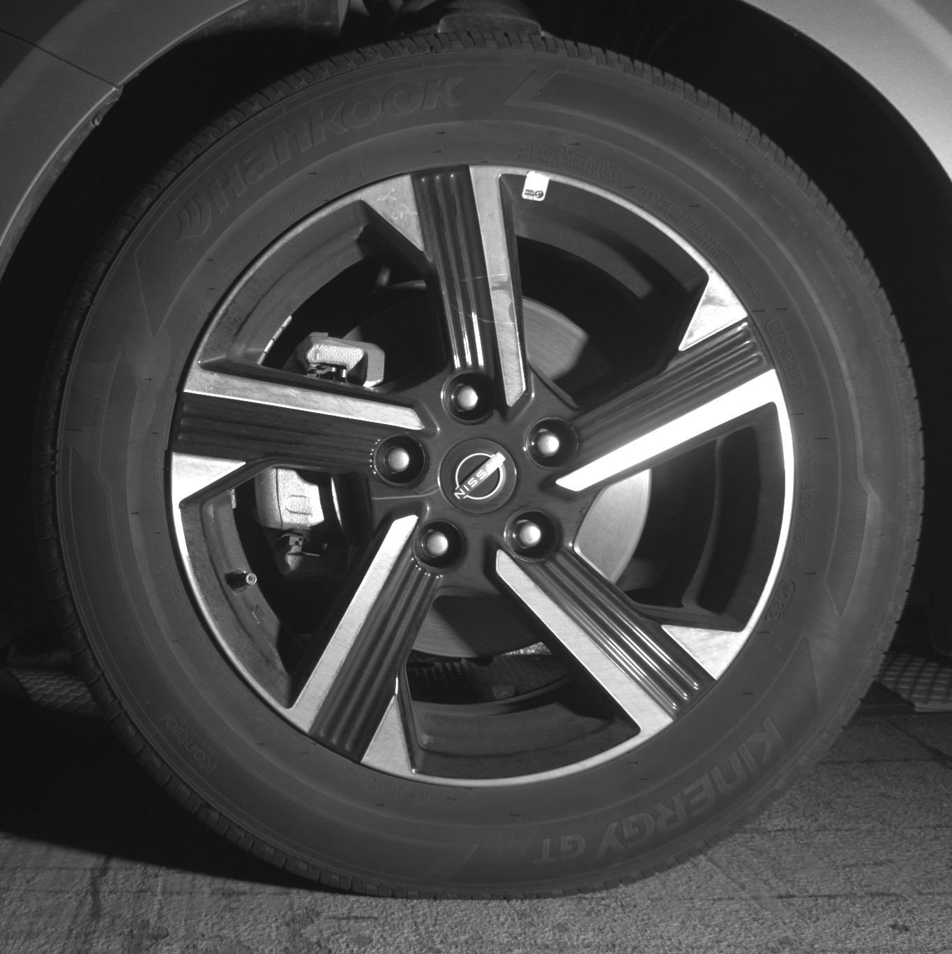 Used 2025 Nissan Sentra SV FWD image 12