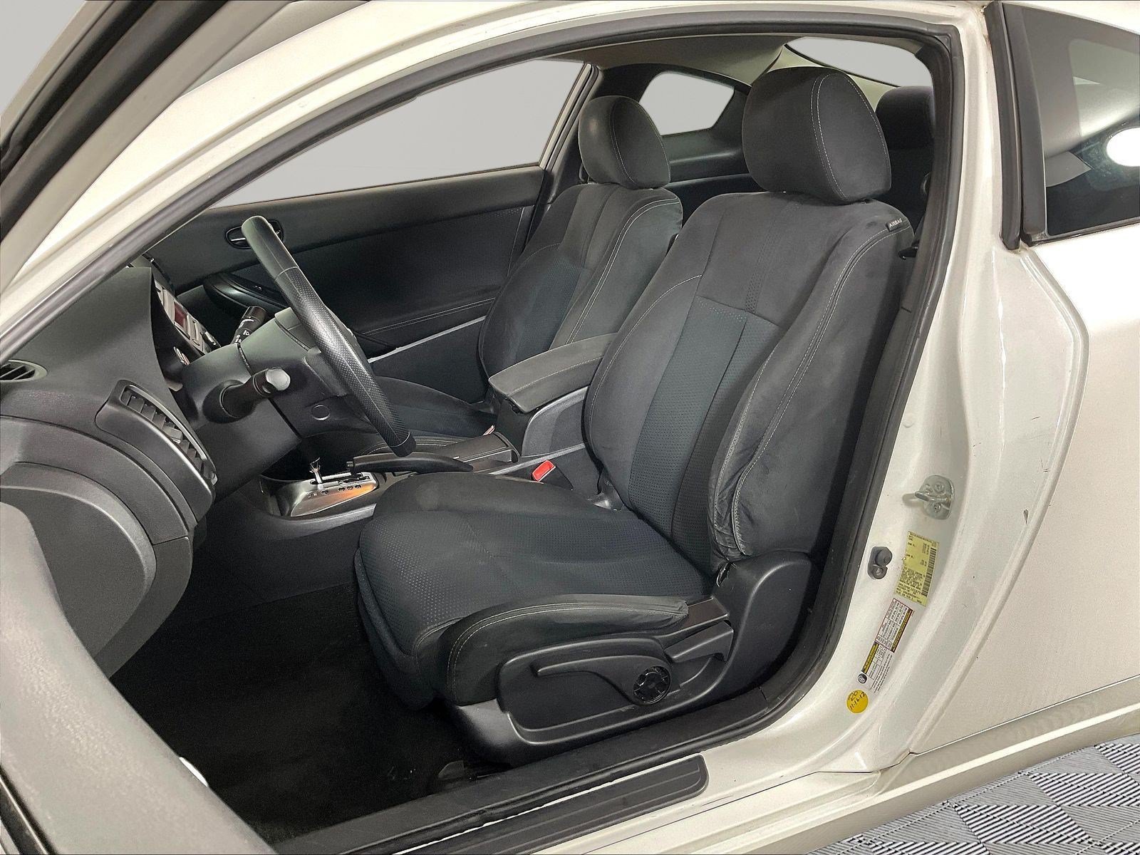 Used 2013 Nissan Altima 2.5 S FWD image 19