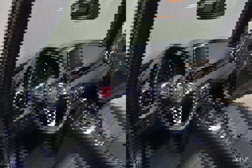 Used 2017 FIAT 124 Spider Lusso image 11