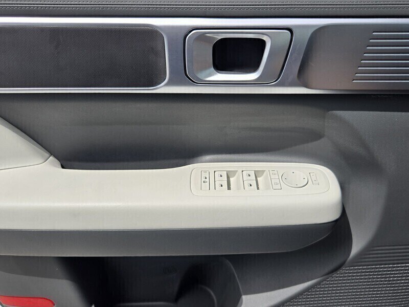 New 2027 Hyundai Santa Fe SE FWD image 12