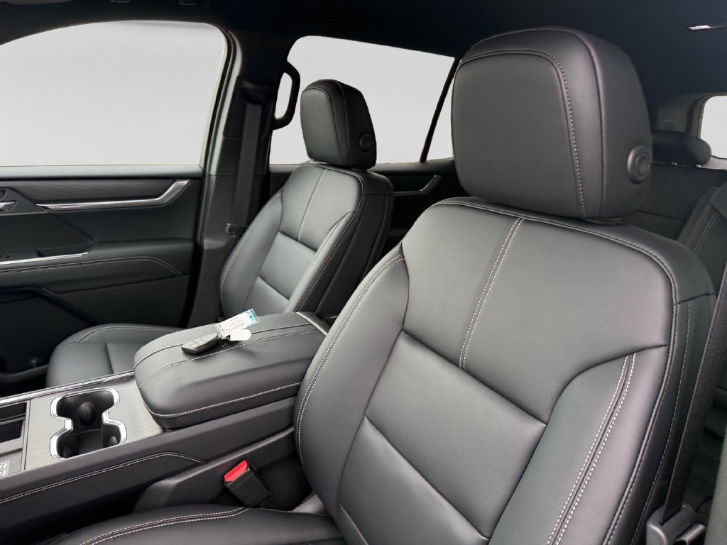 New 2027 GMC Acadia Elevation w/ Elevation Premium Package AWD/4WD image 22
