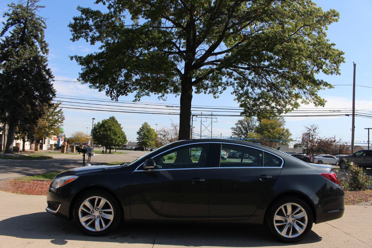 Used 2016 Buick Regal Premium FWD image 6