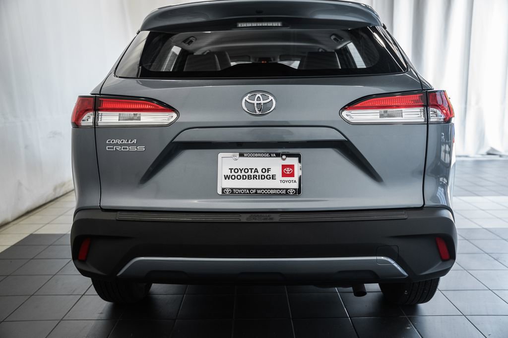 Used 2024 Toyota Corolla Cross L FWD image 5