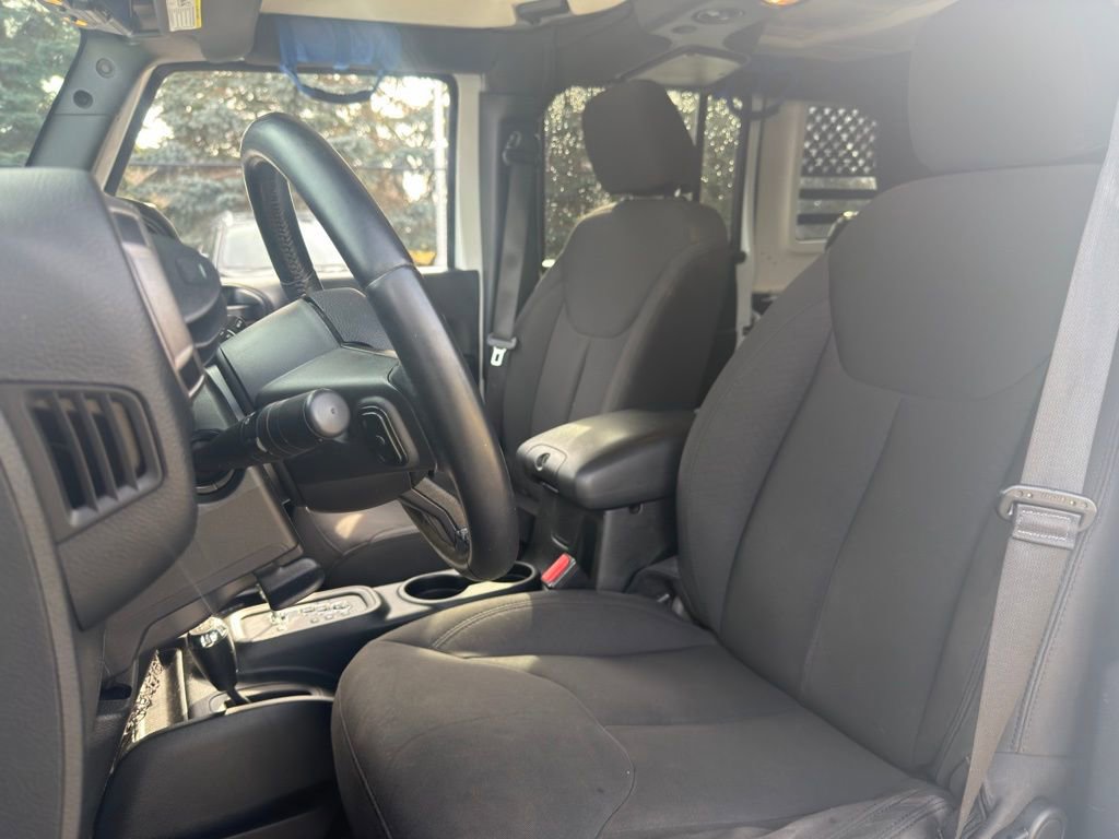 Used 2018 Jeep Wrangler Unlimited Sport S image 25