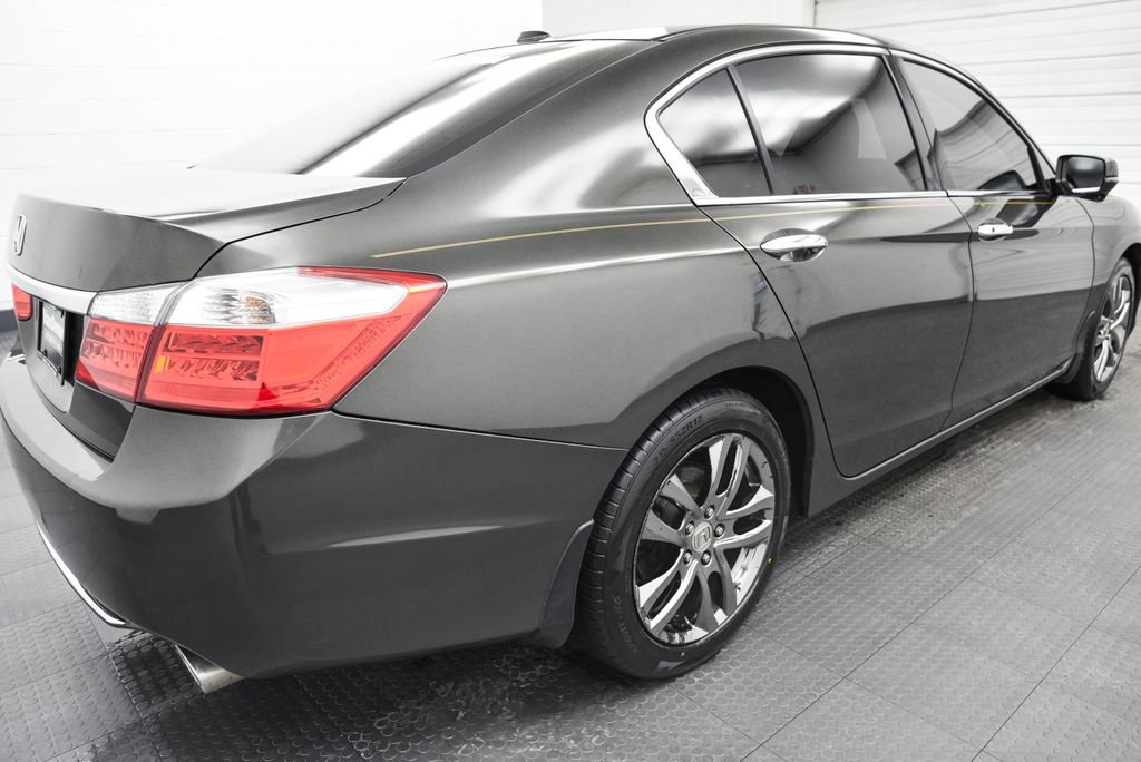 Used 2015 Honda Accord EX-L image 9