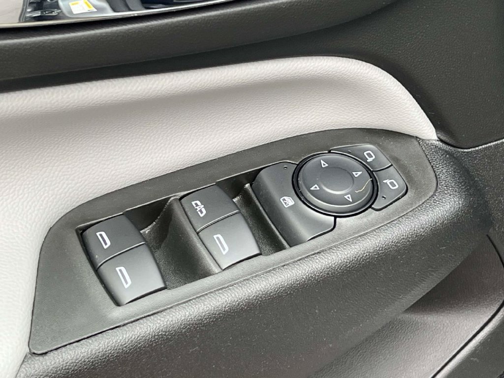 Used 2024 Chevrolet Equinox LS w/ LS Convenience Package FWD image 13