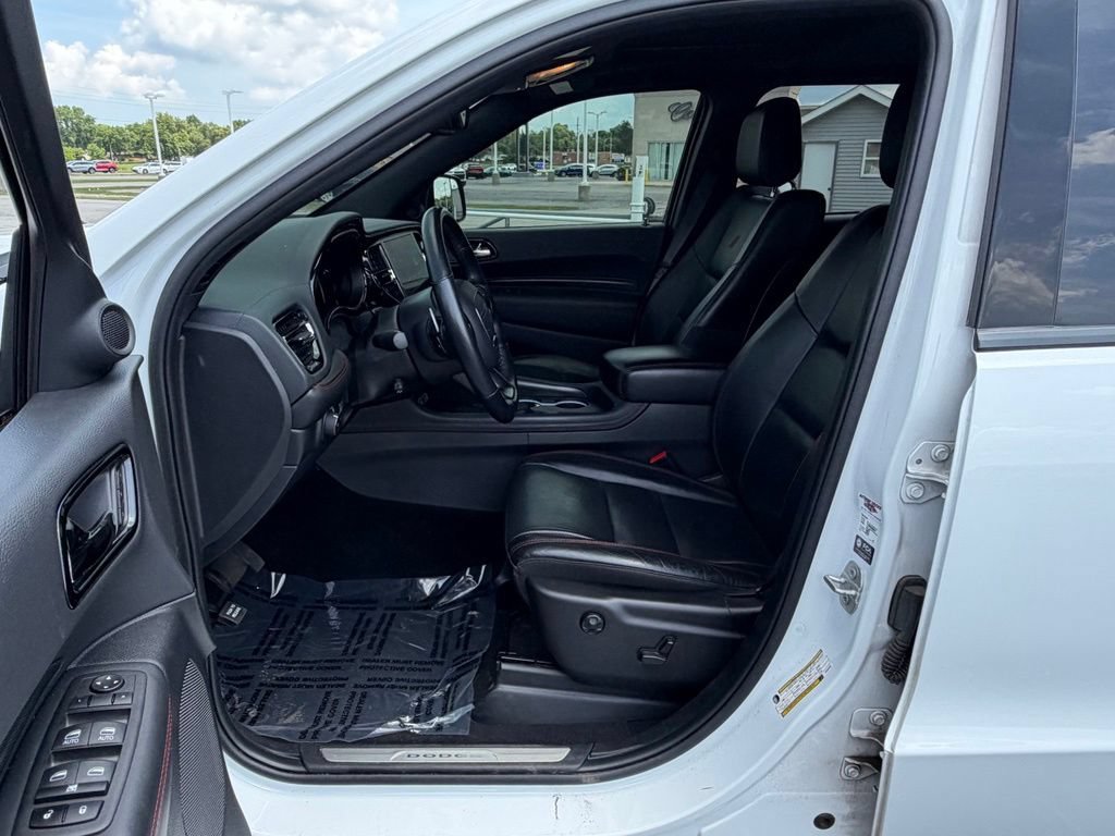 Used 2023 Dodge Durango R/T w/ Tow 'N Go Package AWD/4WD image 19