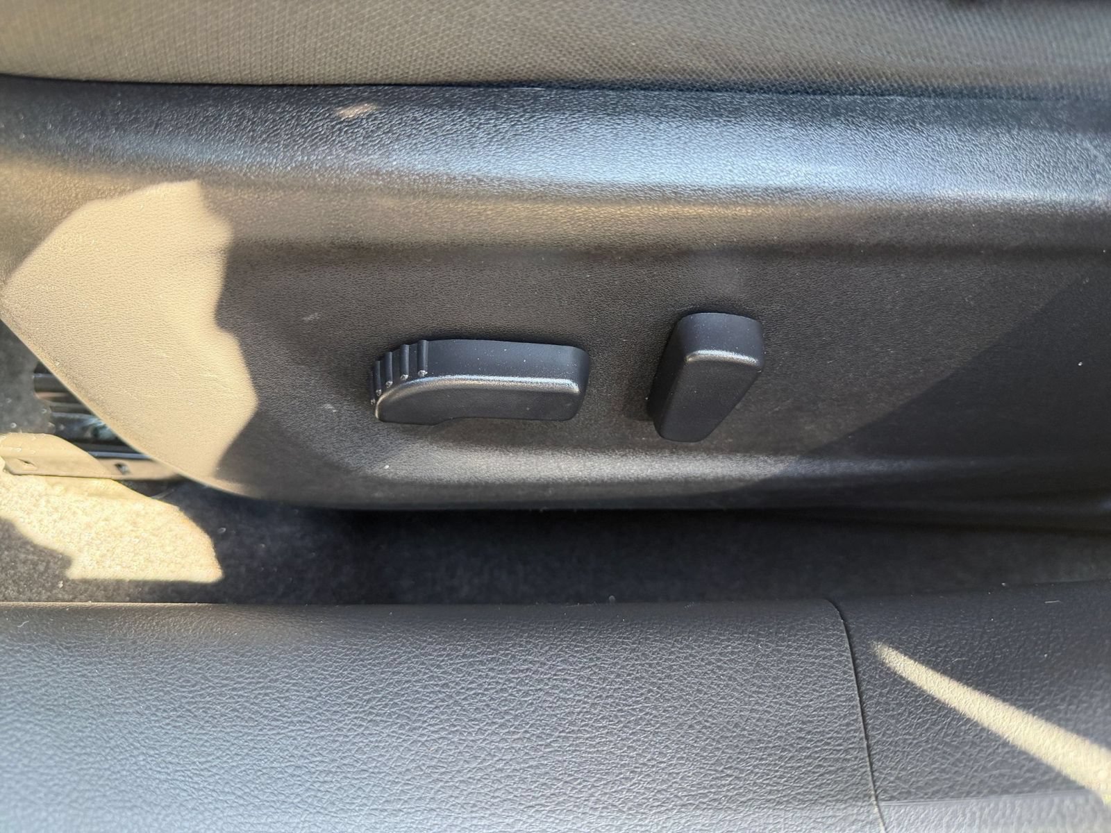 Used 2025 Nissan Altima 2.5 SV FWD image 22