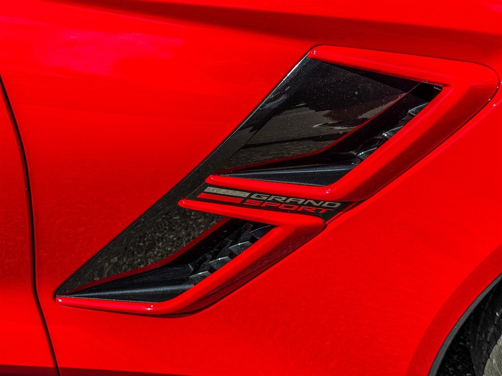 Used 2019 Chevrolet Corvette Grand Sport RWD image 40