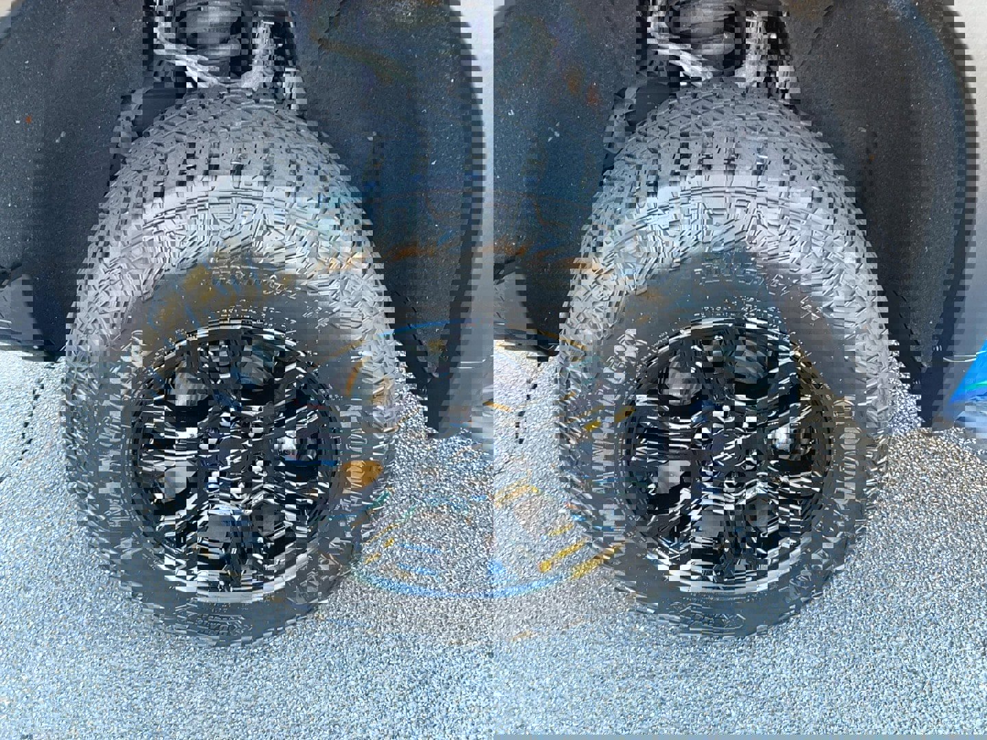 Used 2022 Chevrolet Silverado 1500 ZR2 image 9