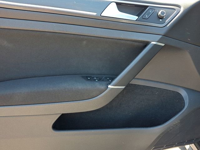 Used 2018 Volkswagen GTI S image 12