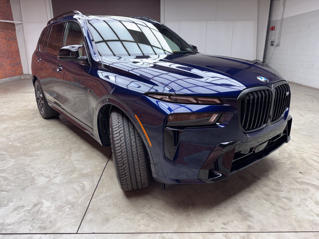 New 2027 BMW X7 M60i AWD/4WD image 7