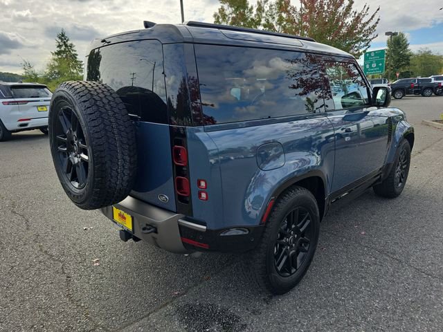 Used 2022 Land Rover Defender 90 X-Dynamic S image 6