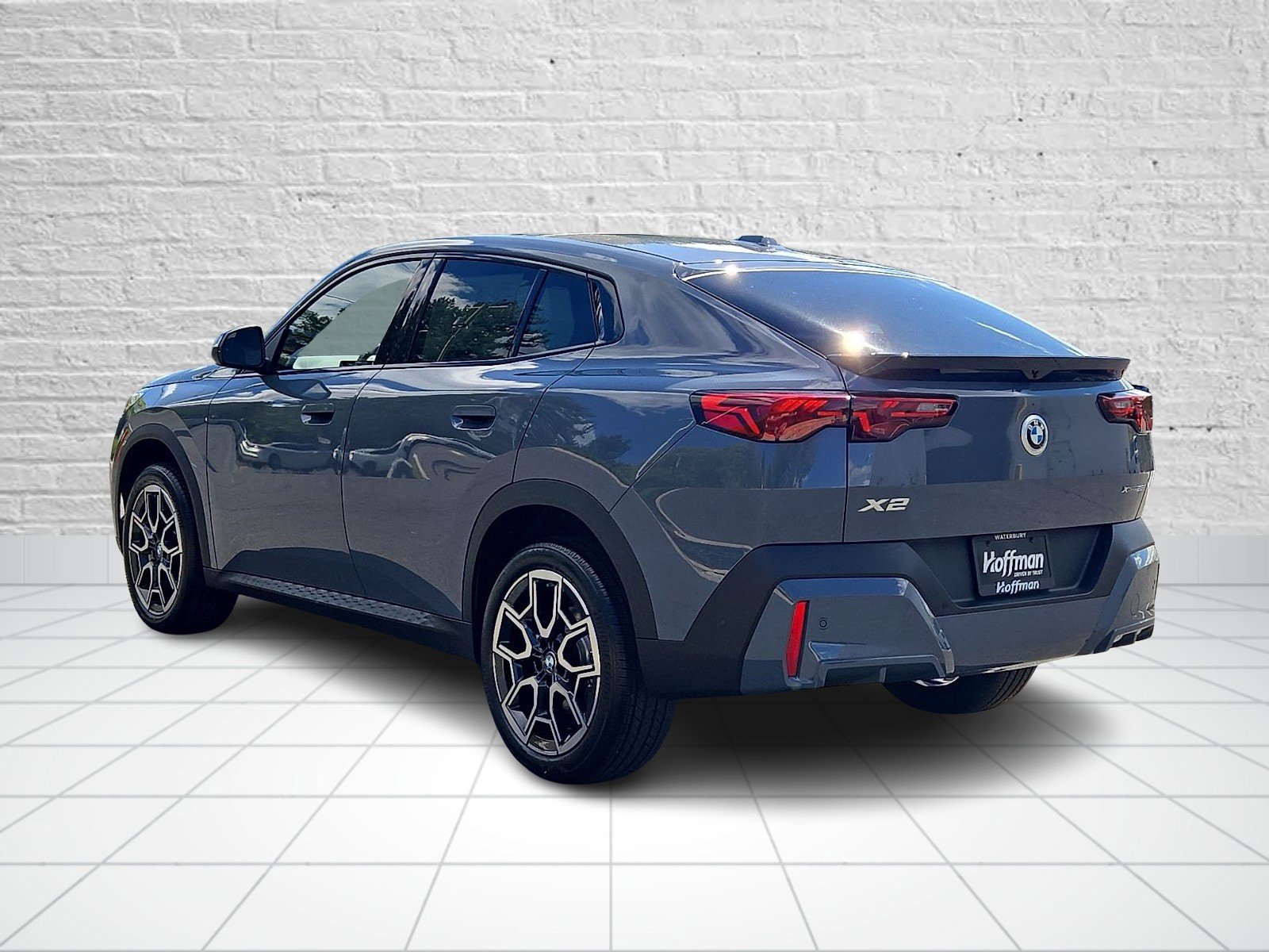 New 2026 BMW X2 xDrive28i w/ Convenience Package AWD/4WD image 3