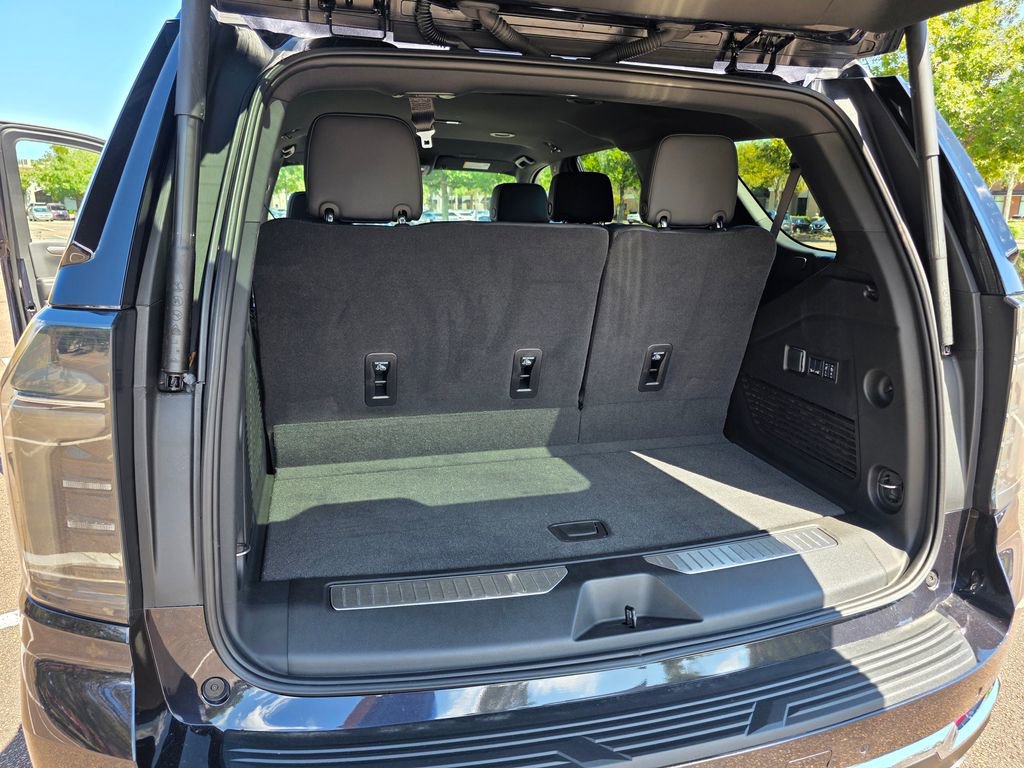 New 2025 Chevrolet Tahoe Premier RWD image 28