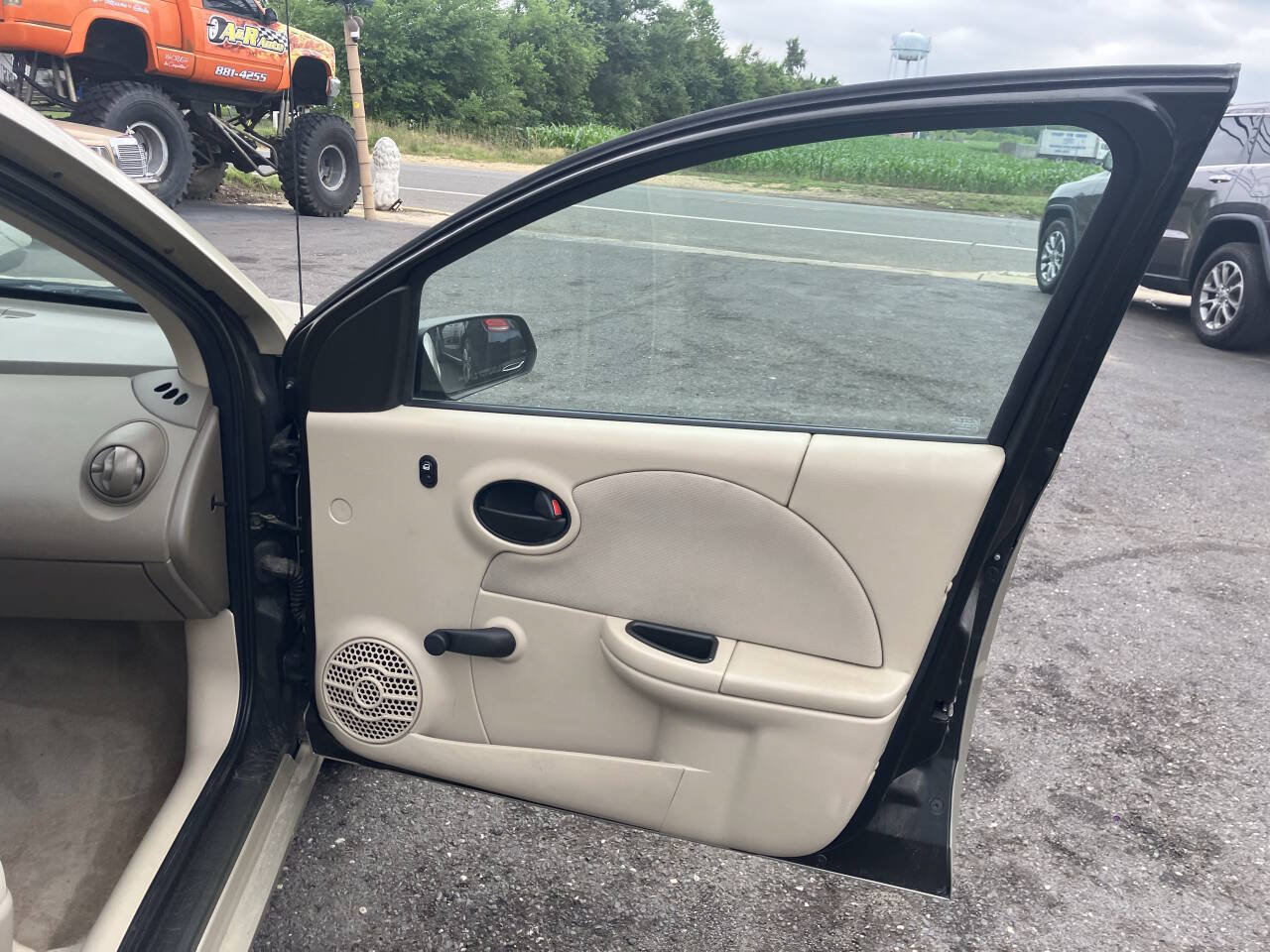 Used 2004 Saturn ION Level 2 FWD image 18