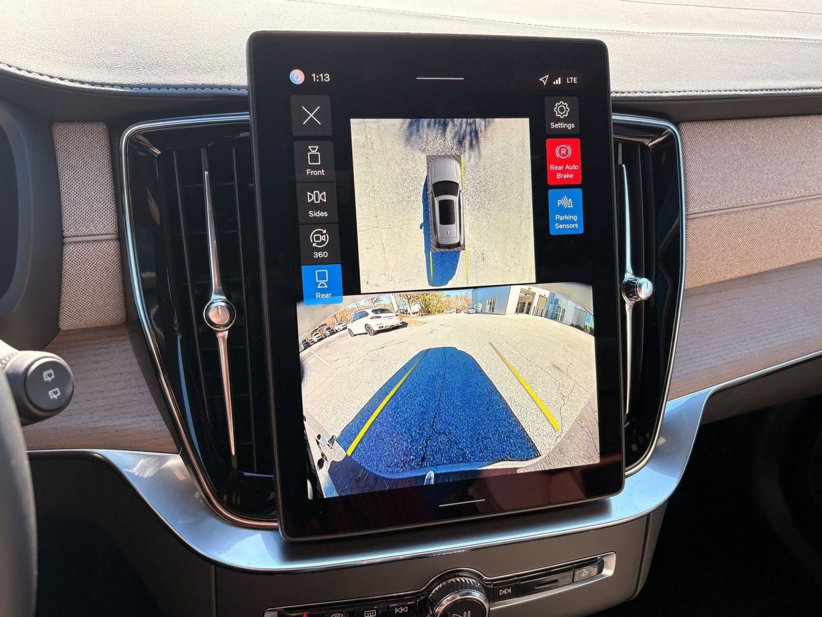 New 2026 Volvo XC90 T8 Plus w/ Protection Package image 31