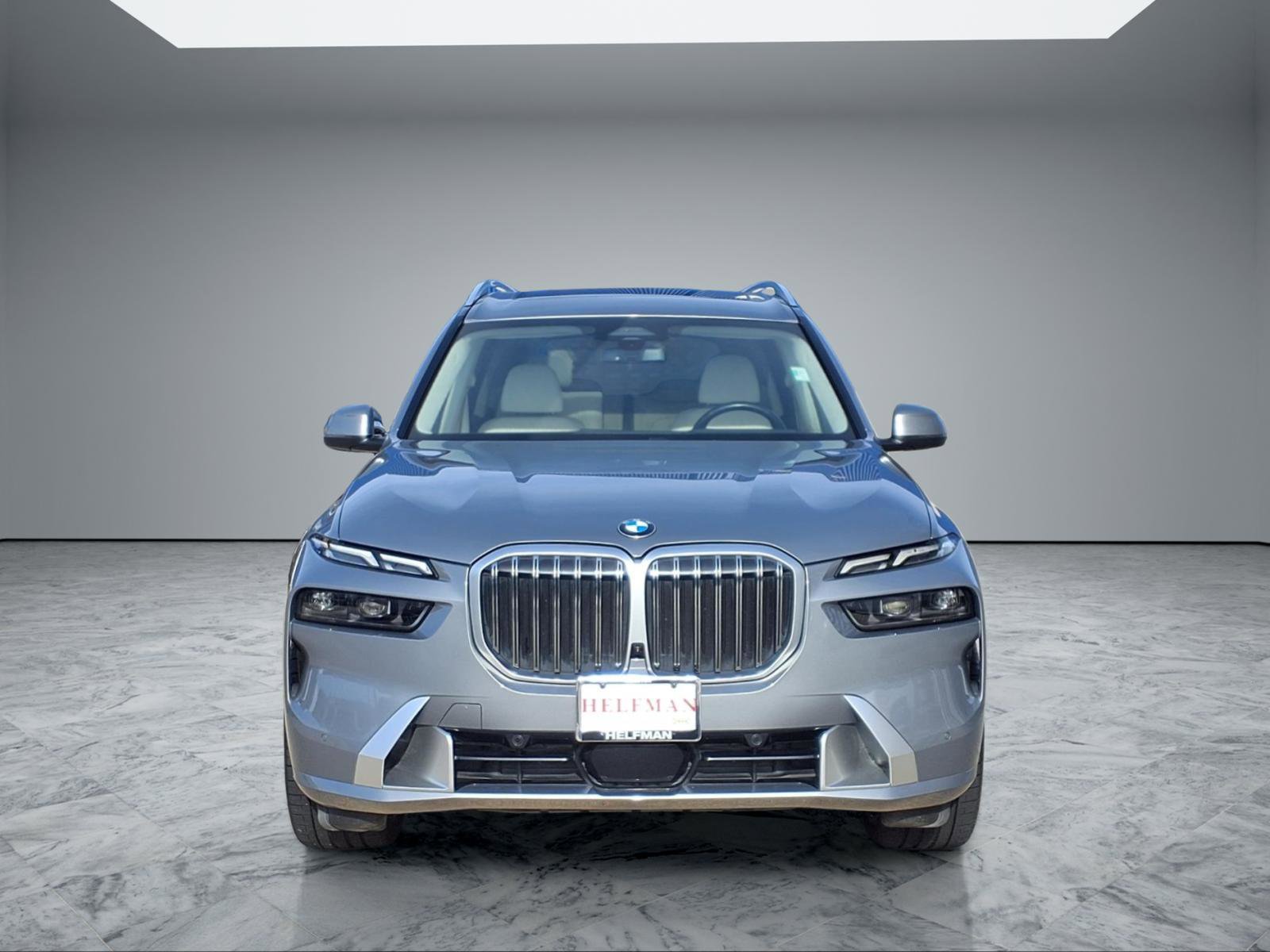 Used 2023 BMW X7 xDrive40i w/ Executive Package image 3