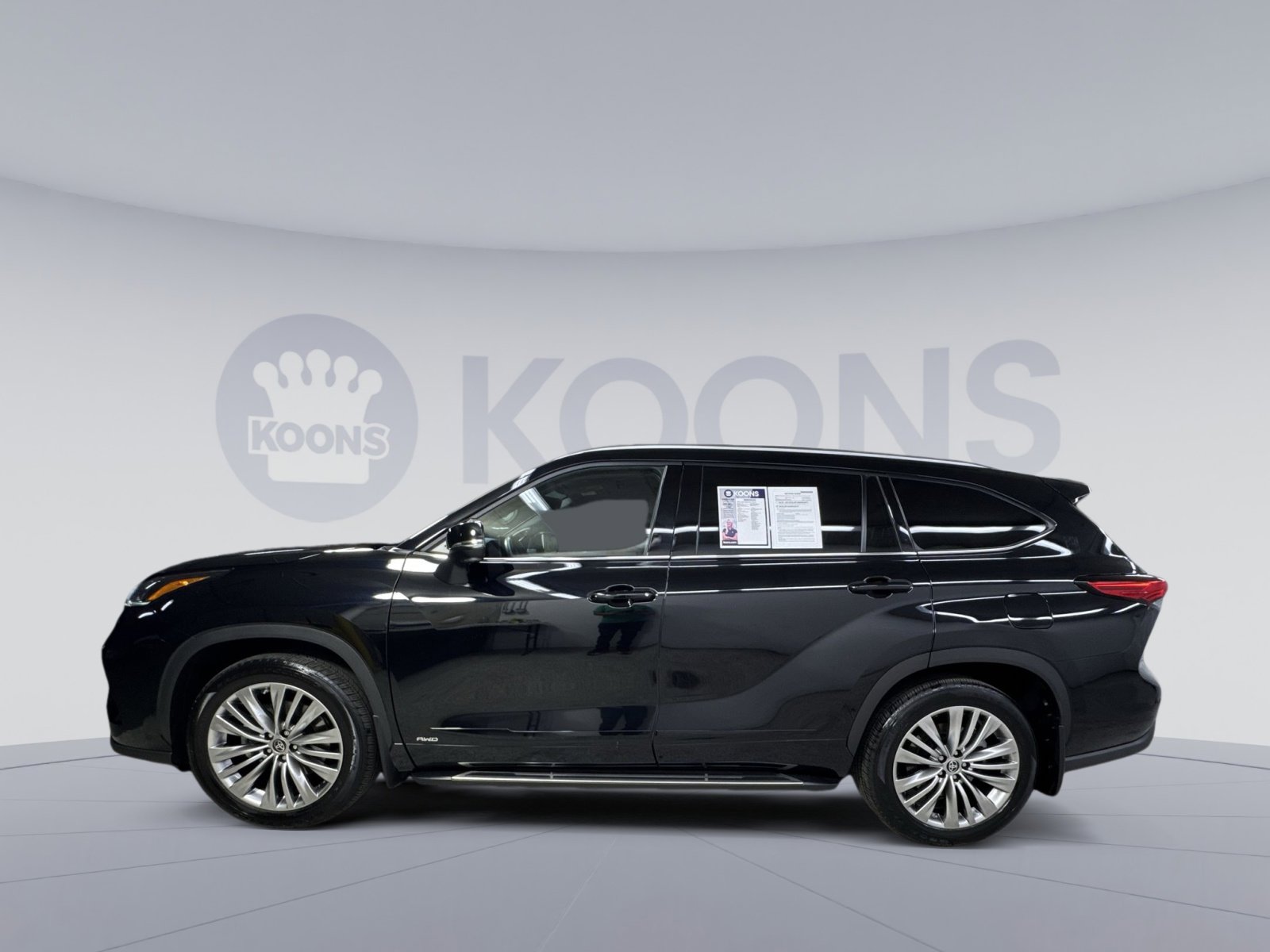 Used 2022 Toyota Highlander Platinum AWD/4WD image 17