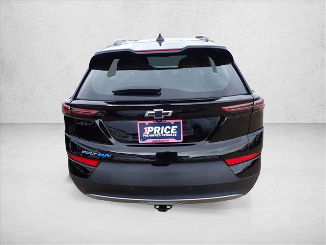 Used 2023 Chevrolet Bolt EUV LT w/ Comfort Package image 3