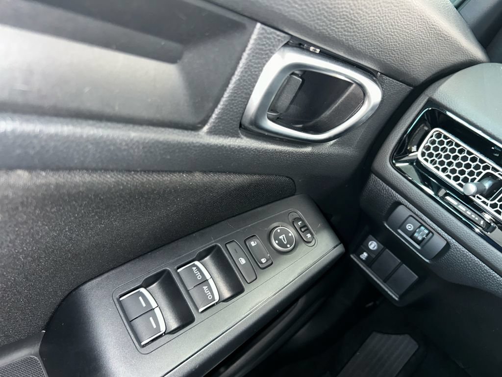 Used 2023 Honda Civic LX image 24