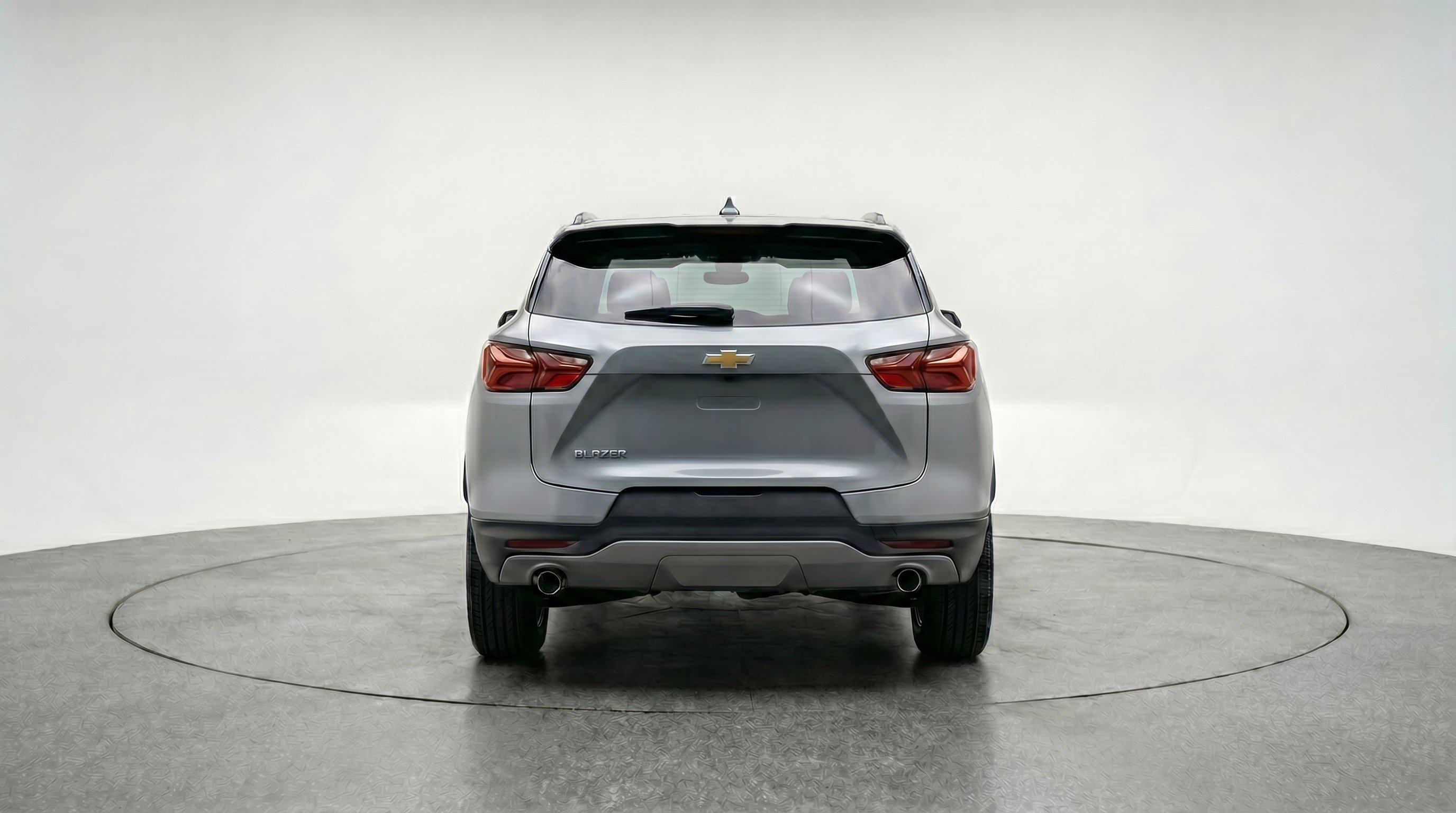 Used 2025 Chevrolet Blazer LT FWD image 7