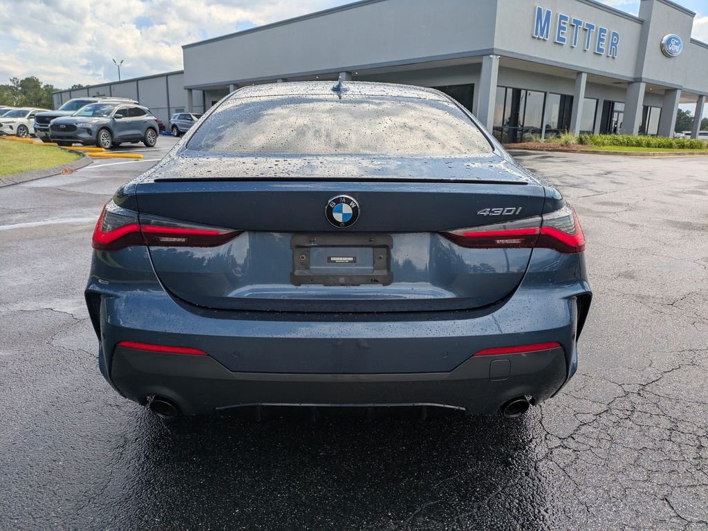 Used 2023 BMW 430i Coupe w/ M Sport Package RWD image 5
