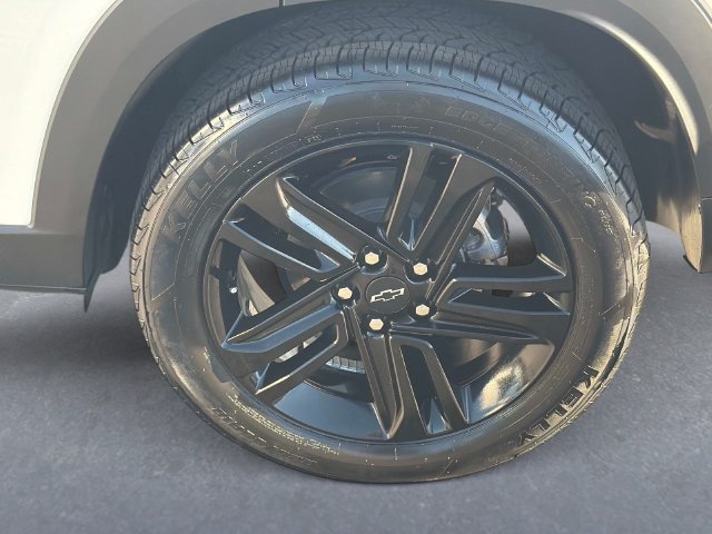 Used 2025 Chevrolet Trax ACTIV w/ Driver Confidence Package FWD image 11