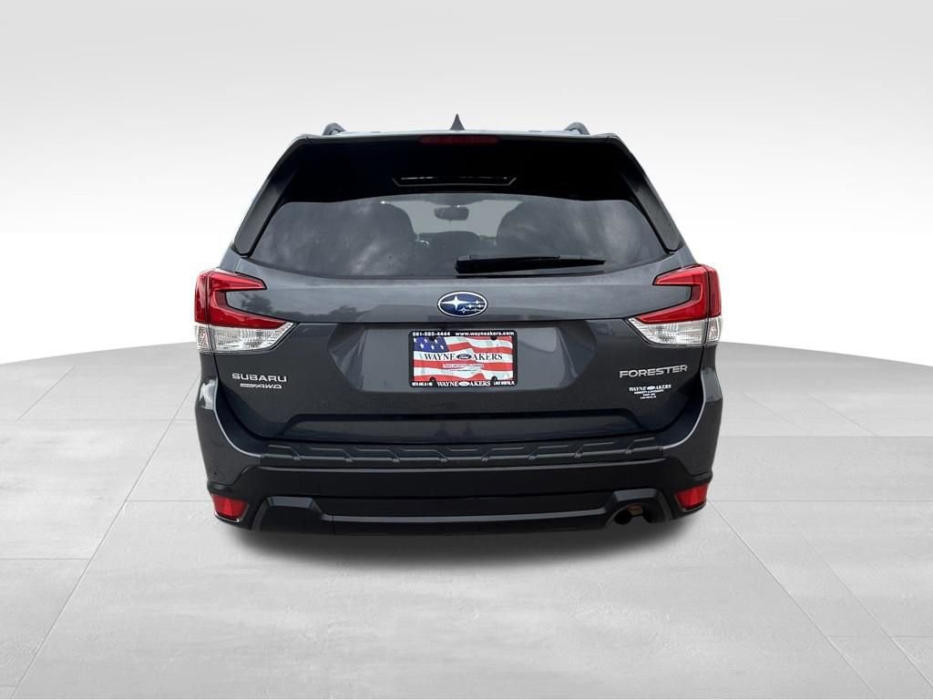 Used 2020 Subaru Forester Premium AWD/4WD image 5