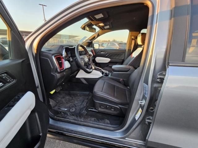 Used 2023 GMC Canyon AT4X w/ Edition 1 AWD/4WD image 3