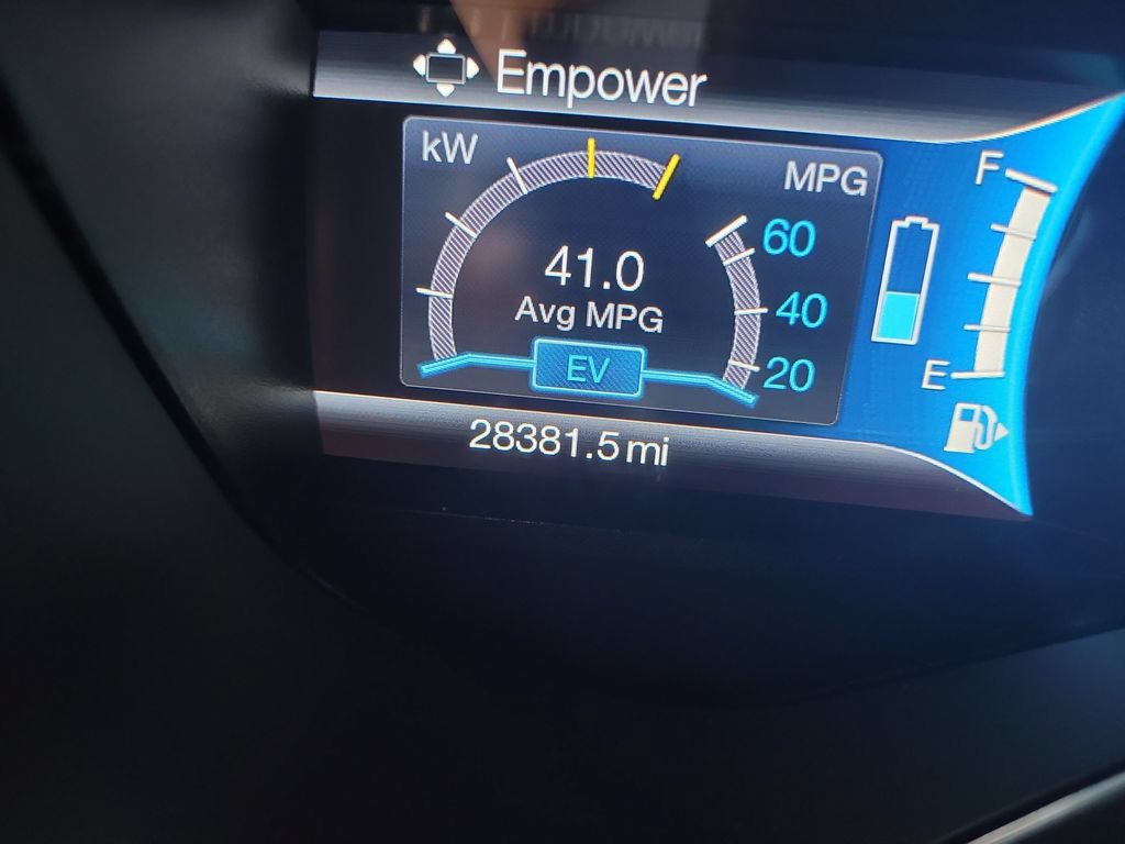 Certified 2018 Ford C-MAX SE FWD image 30