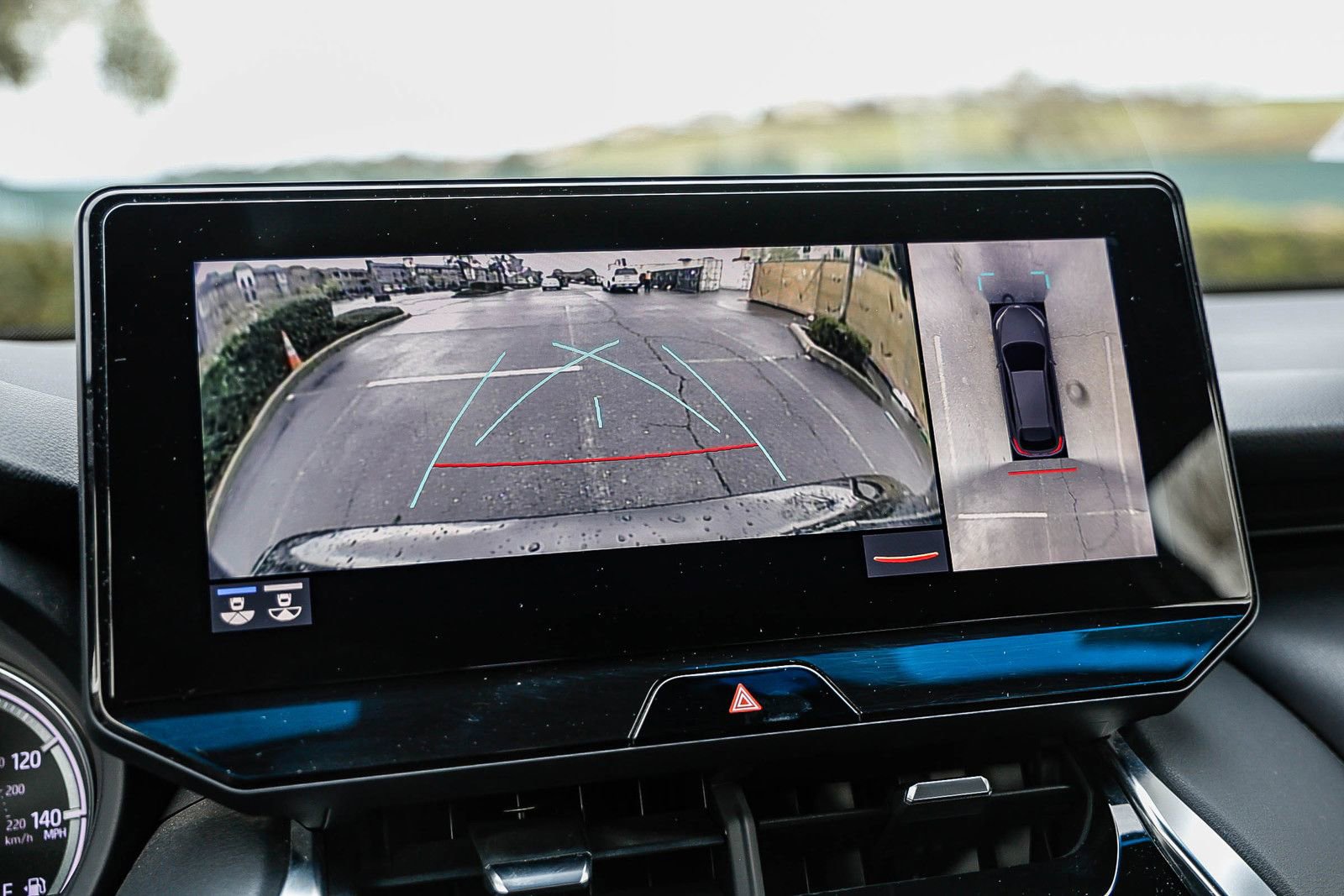 Used 2021 Toyota Venza Limited image 23