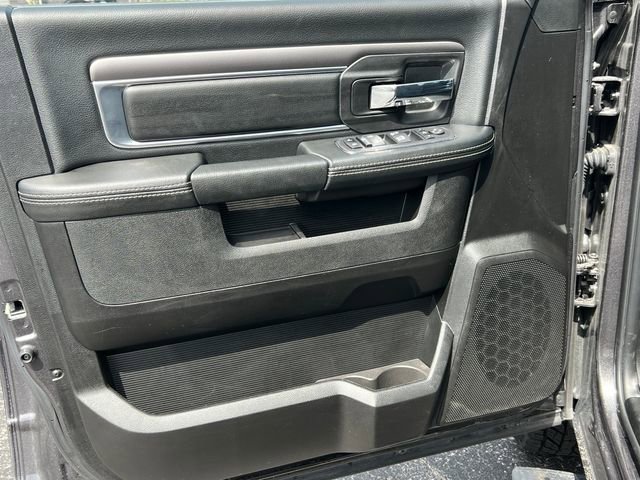 Used 2024 RAM 1500 Classic SLT AWD/4WD image 18