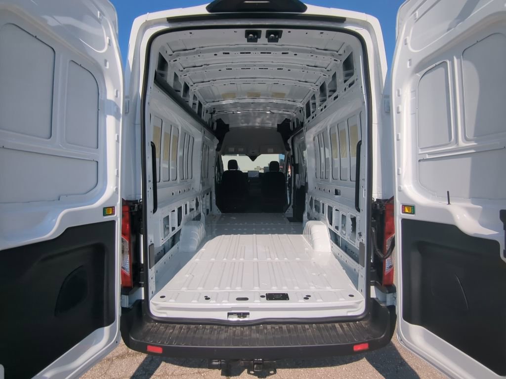 New 2026 Ford Transit 350 148 High Roof Extended RWD image 7