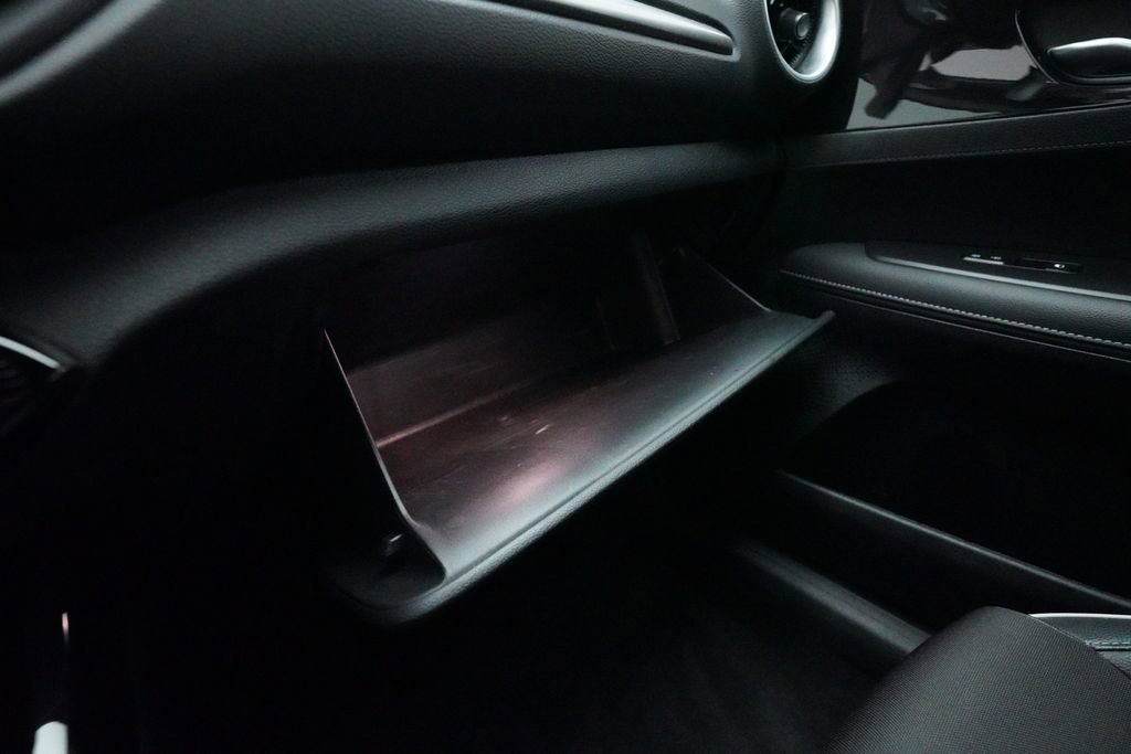 Used 2024 Kia Forte GT-Line w/ GT-Line Premium Package image 29