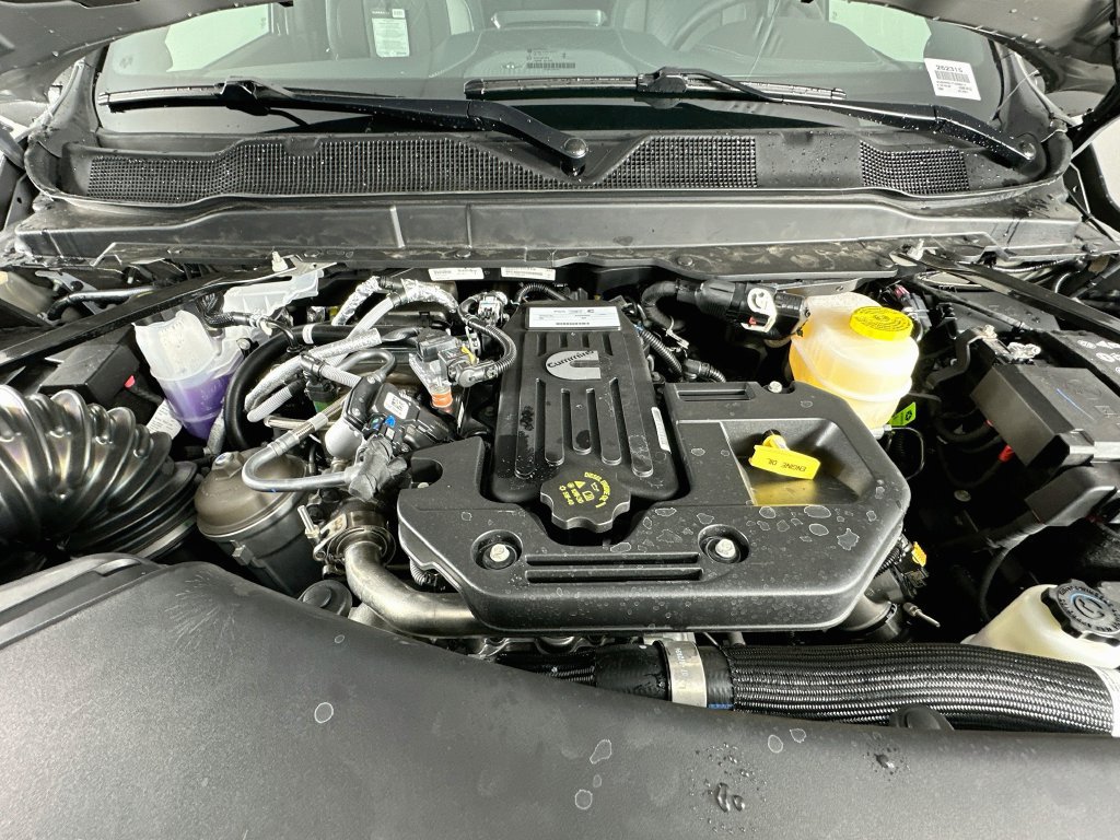 New 2026 RAM 3500 Limited AWD/4WD image 18