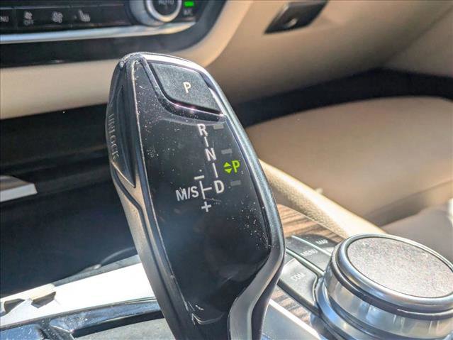 Used 2018 BMW 530e RWD image 15