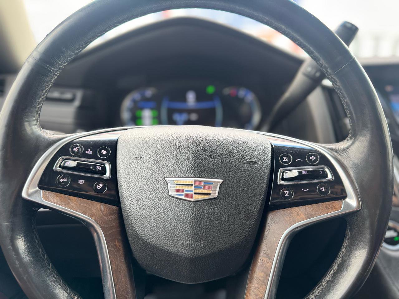 Used 2016 Cadillac Escalade ESV Luxury AWD/4WD image 36
