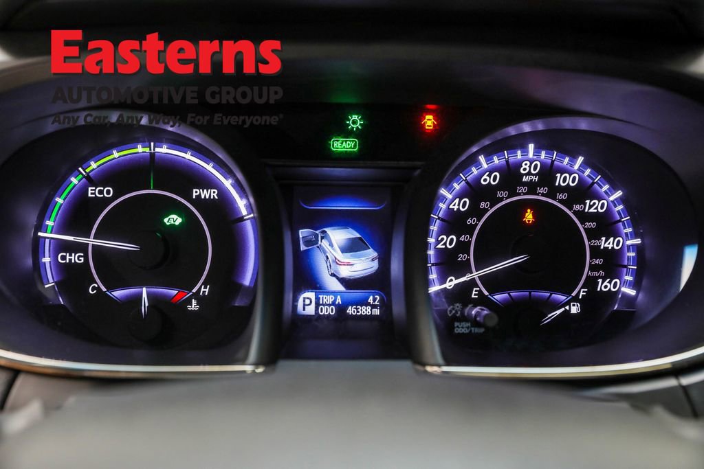 Used 2018 Toyota Avalon XLE Premium image 16